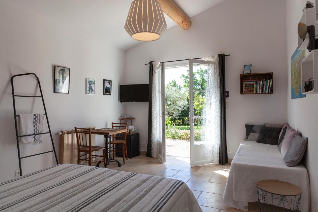 Bed and Breakfast Chambre D'Hotes Le Mirail La Motte-d'Aigues Exterior foto